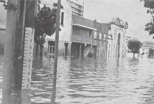 Margaret Street, Brisbane, 1974