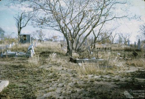 Cemetery Ravenswood, 1968