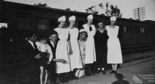 Refreshment Room staff at Bethania Junction c1935