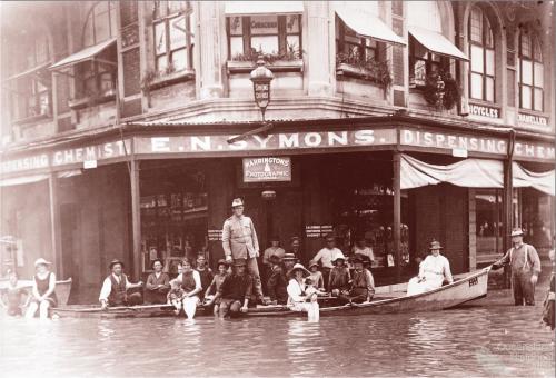 Flood scene Rockhampton, 1918