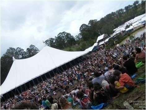 Woodford Folk Festival fashions, 2009