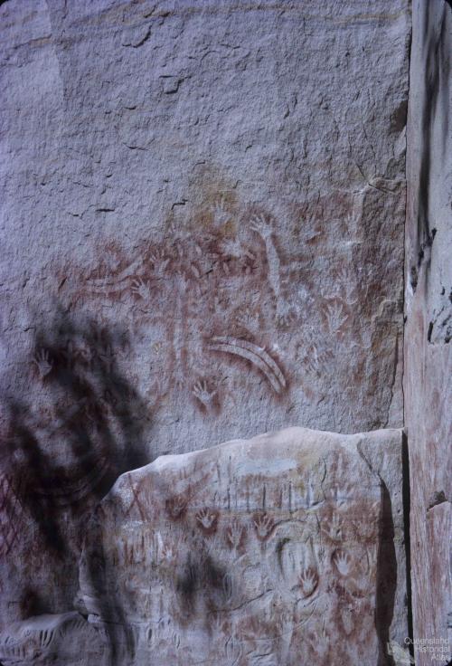 Aboriginal paintings, Carnarvon National Park, 1965