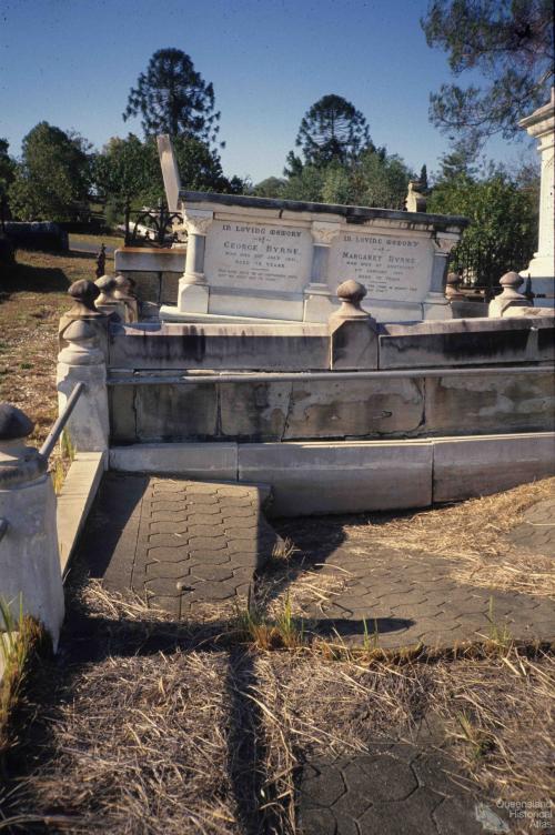 Toowong Cemetery, 1991