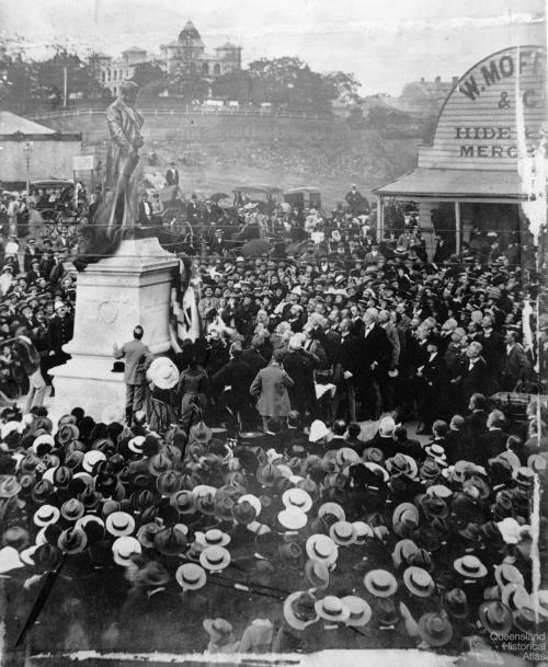 Unveiling the T. J. Byrnes statue, Brisbane 1902