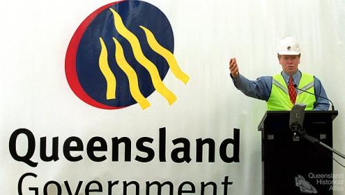 Premier Peter Beattie and the Queensland Government logo, c2000