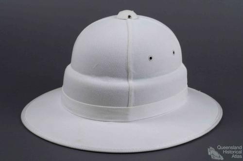 Pith helmet