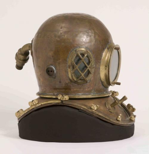 Dive helmet, pre 1939