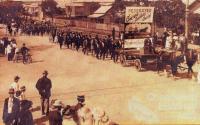 Eight Hour Day procession, Rockhampton, c1913