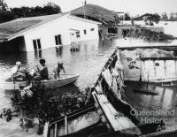 Submerged home at Yeronga, 1974