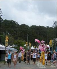 Woodford Folk Festival fashions, 2009