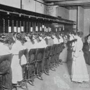 Women telephonists, Brisbane, 1910