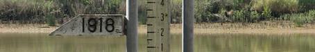 Flood marker, Fitzroy River, Rockhampton, 2009